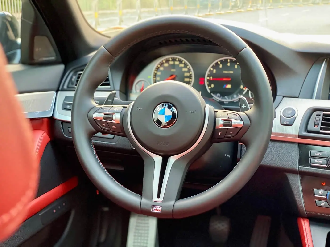BMW M5 2015 — Photo 20/20