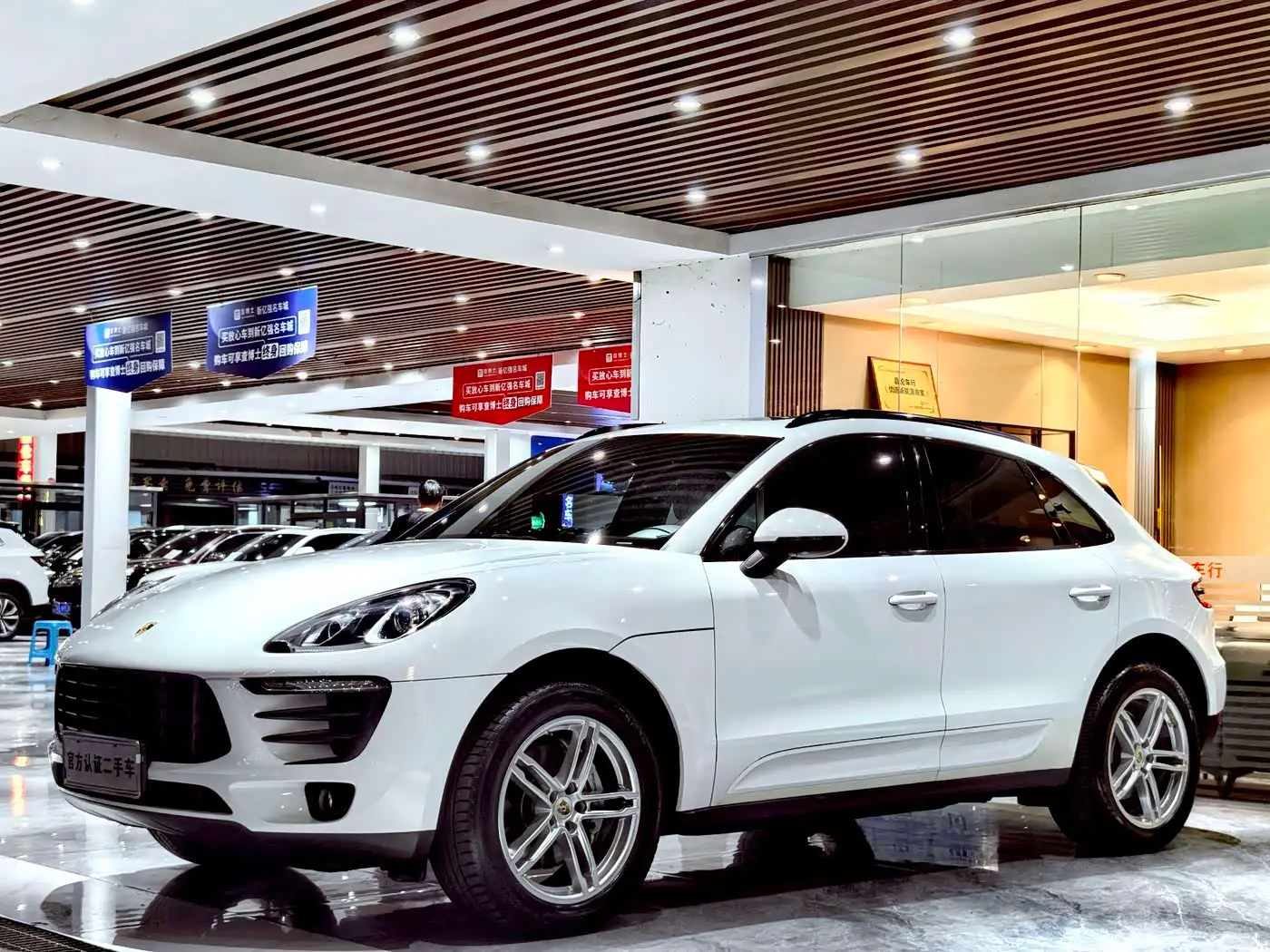 Porsche Macan, 2015
