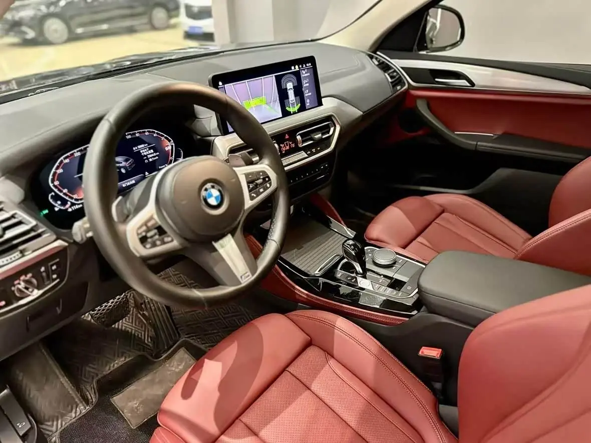 BMW X4 2022 — Photo 5/9
