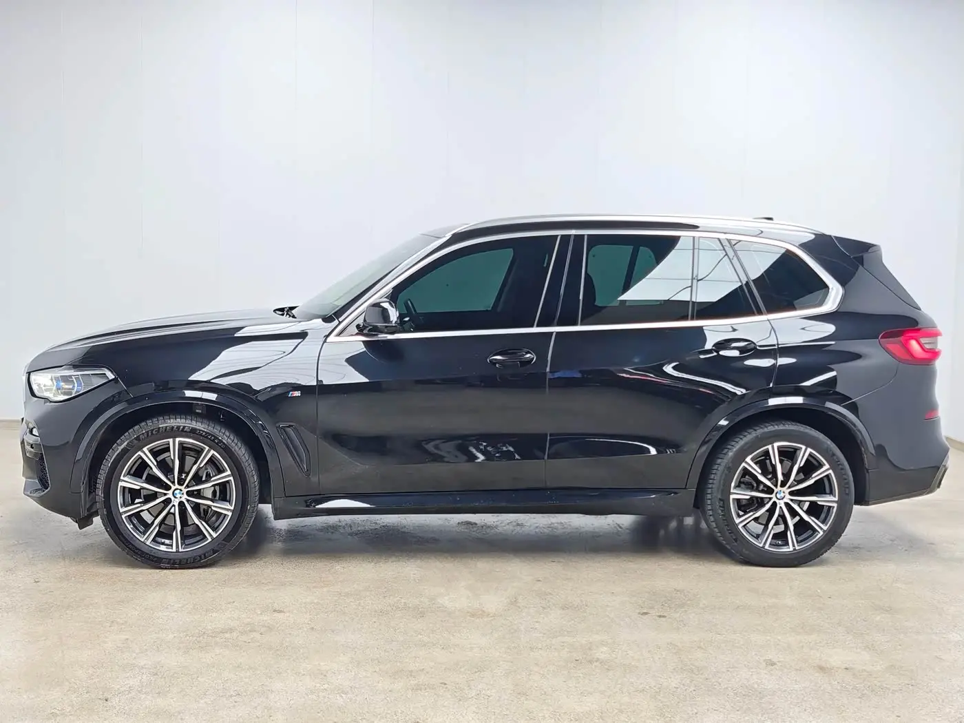 BMW X5 2020 — Фото 3/15