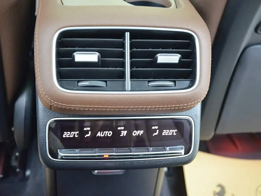 Mercedes-Benz GLS 2025 — Фото 11/18