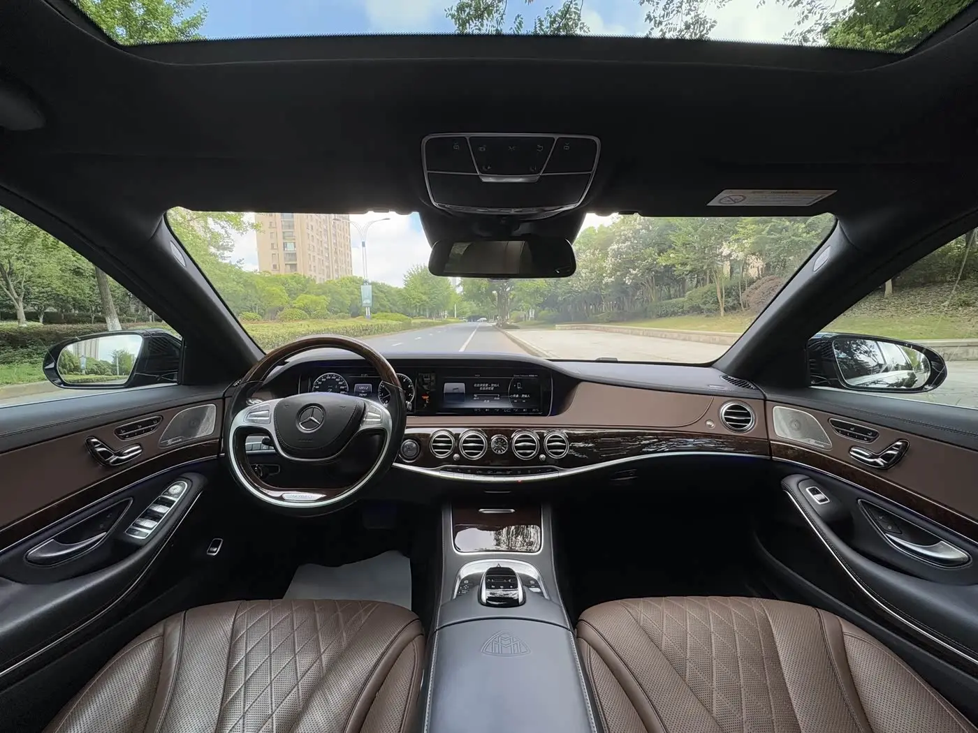 Mercedes-Benz Maybach S-Class 2017 — Фото 16/19