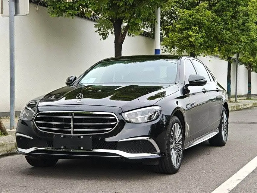 Mercedes-Benz E-Class, 2023