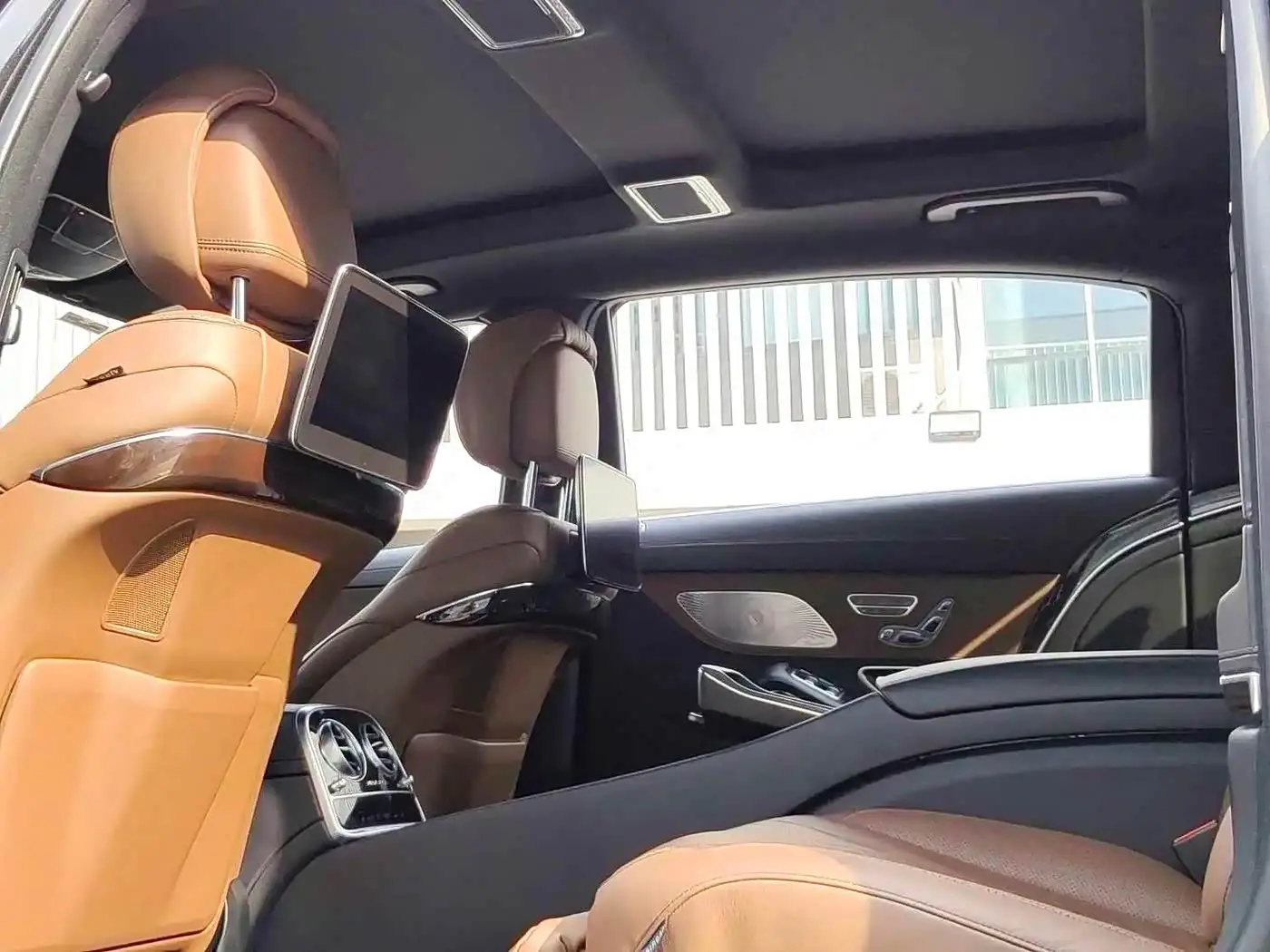 Mercedes-Benz Maybach S-Class 2020 — Фото 6/8