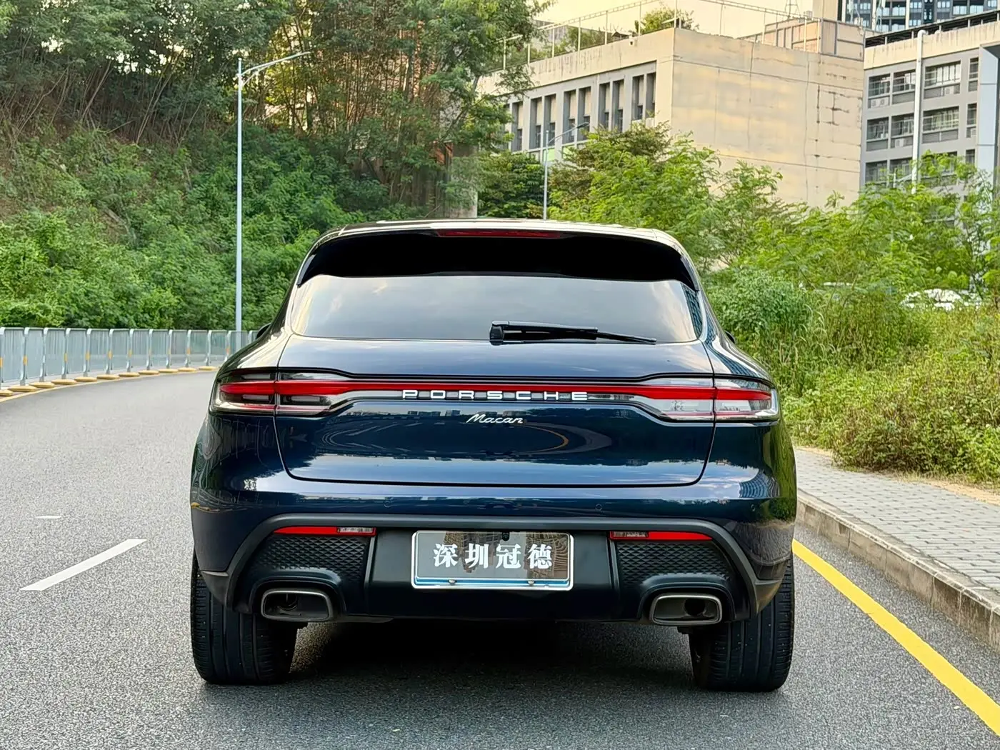 Porsche Macan 2023 — Фото 5/16