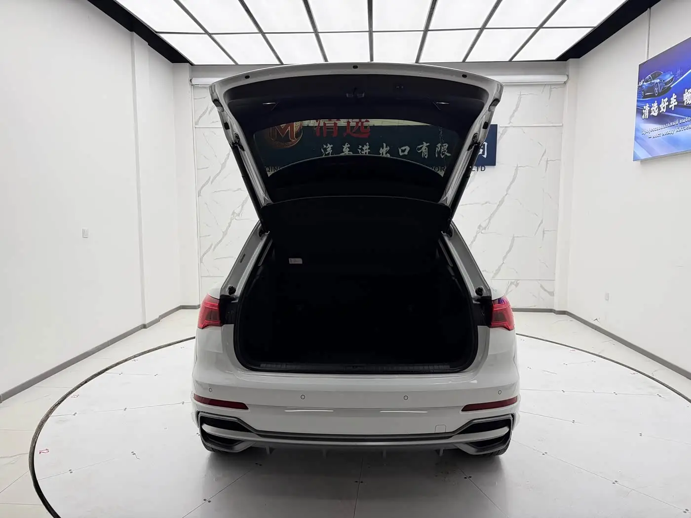 Audi Q3 2023 — Photo 9/16
