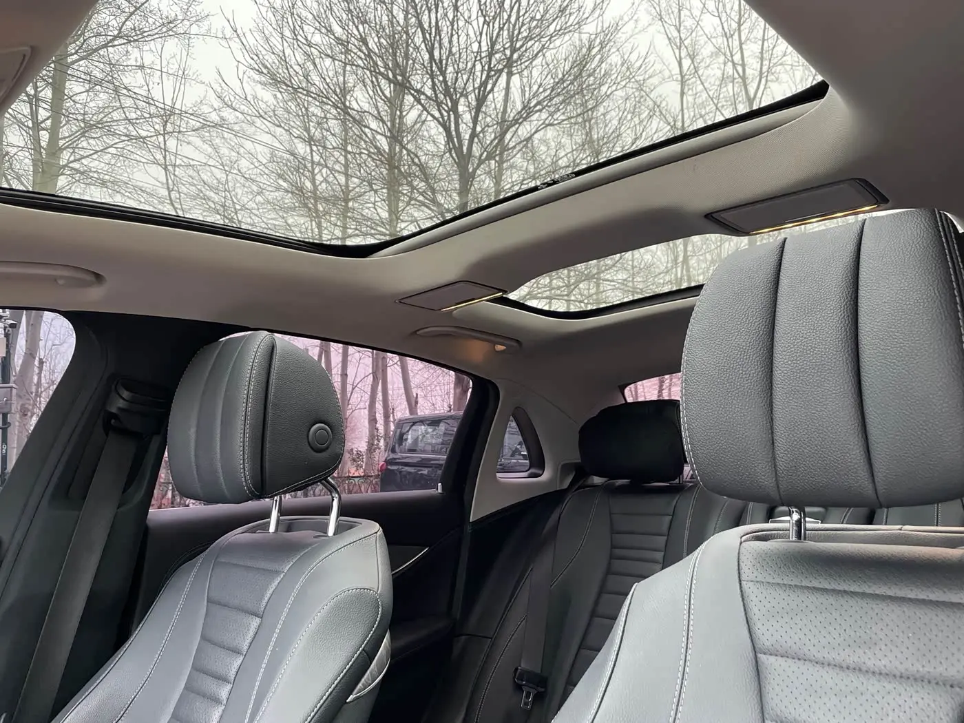 Mercedes-Benz E-Class 2021 — Фото 10/17