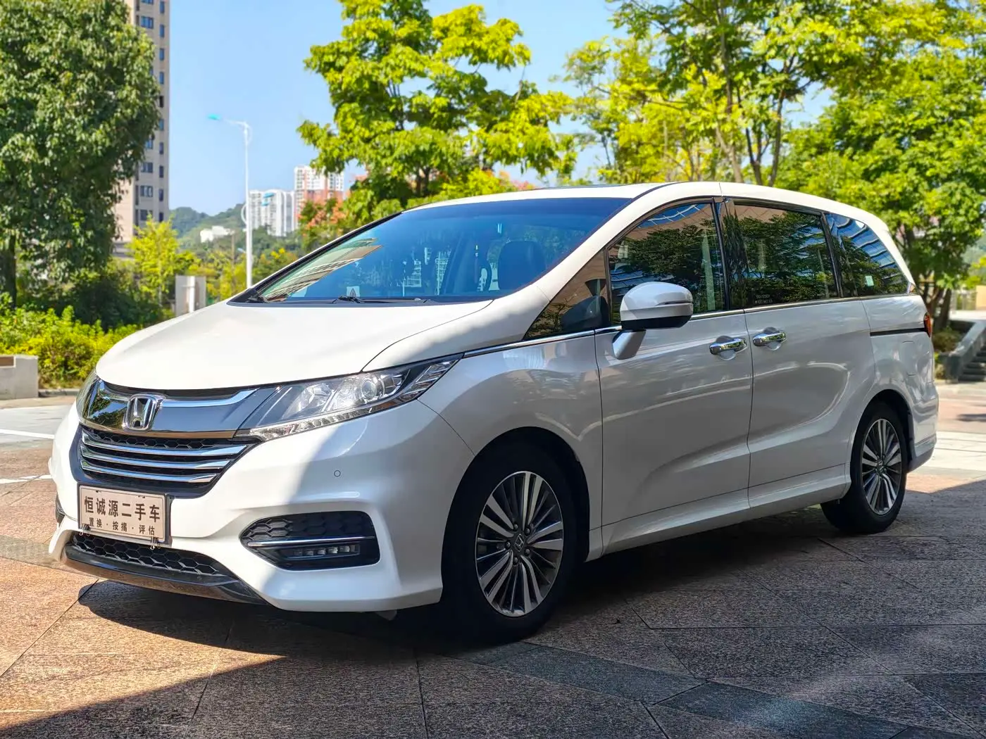 Honda Odyssey 2019 — Photo 1/10