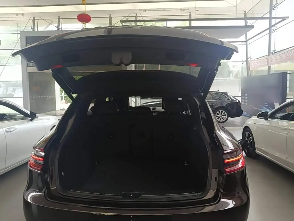 Porsche Macan 2018 — Photo 15/20