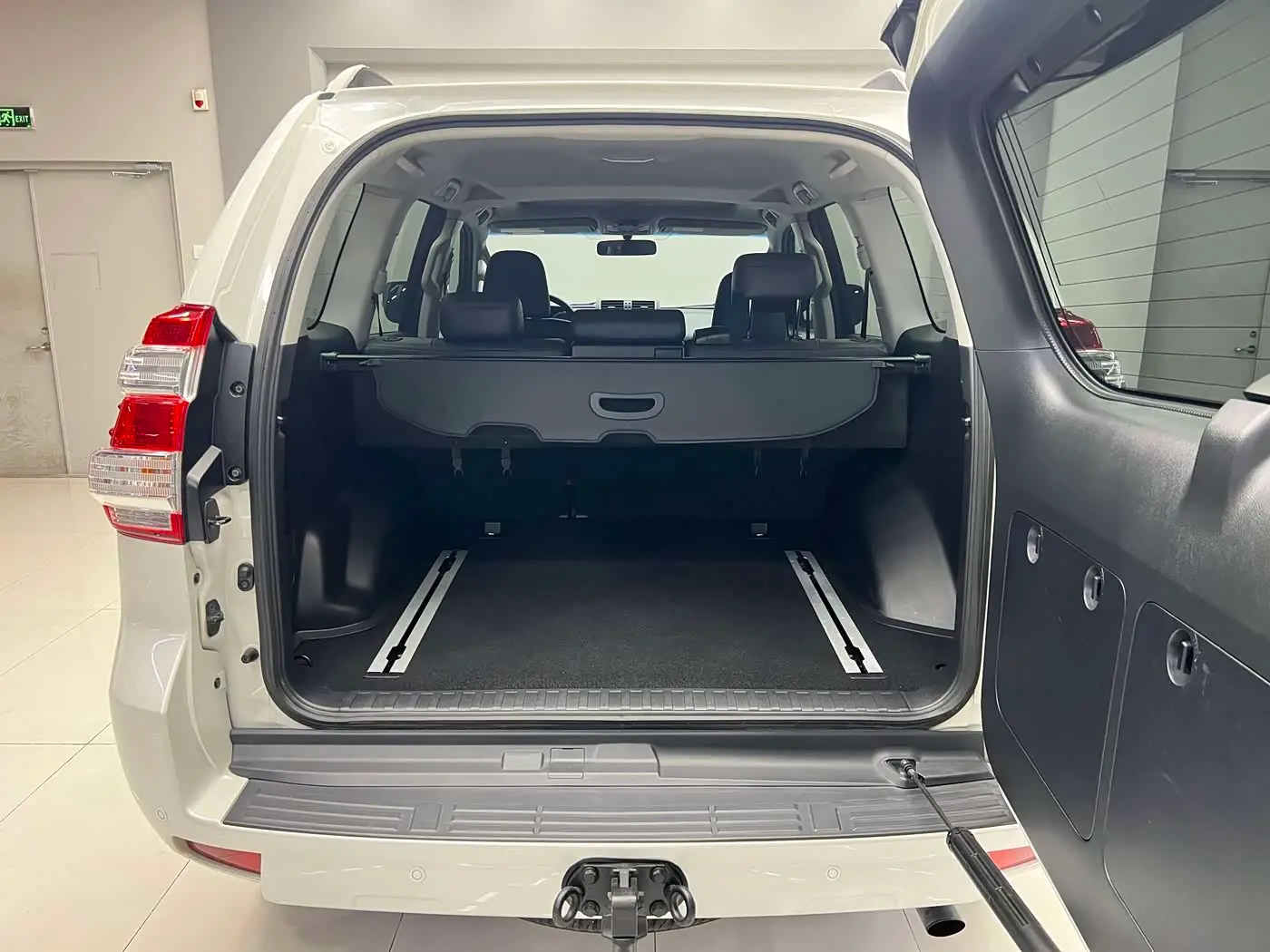 Toyota Prado 2017 — Photo 5/18