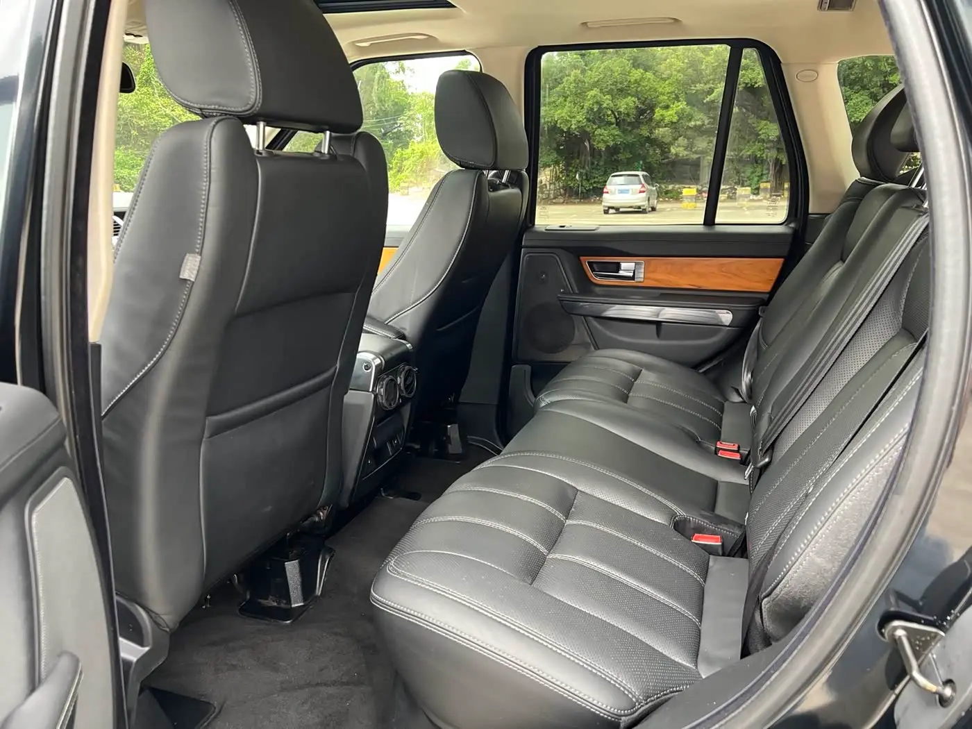 Land Rover Range Rover Sport 2012 — Şəkil 5/19