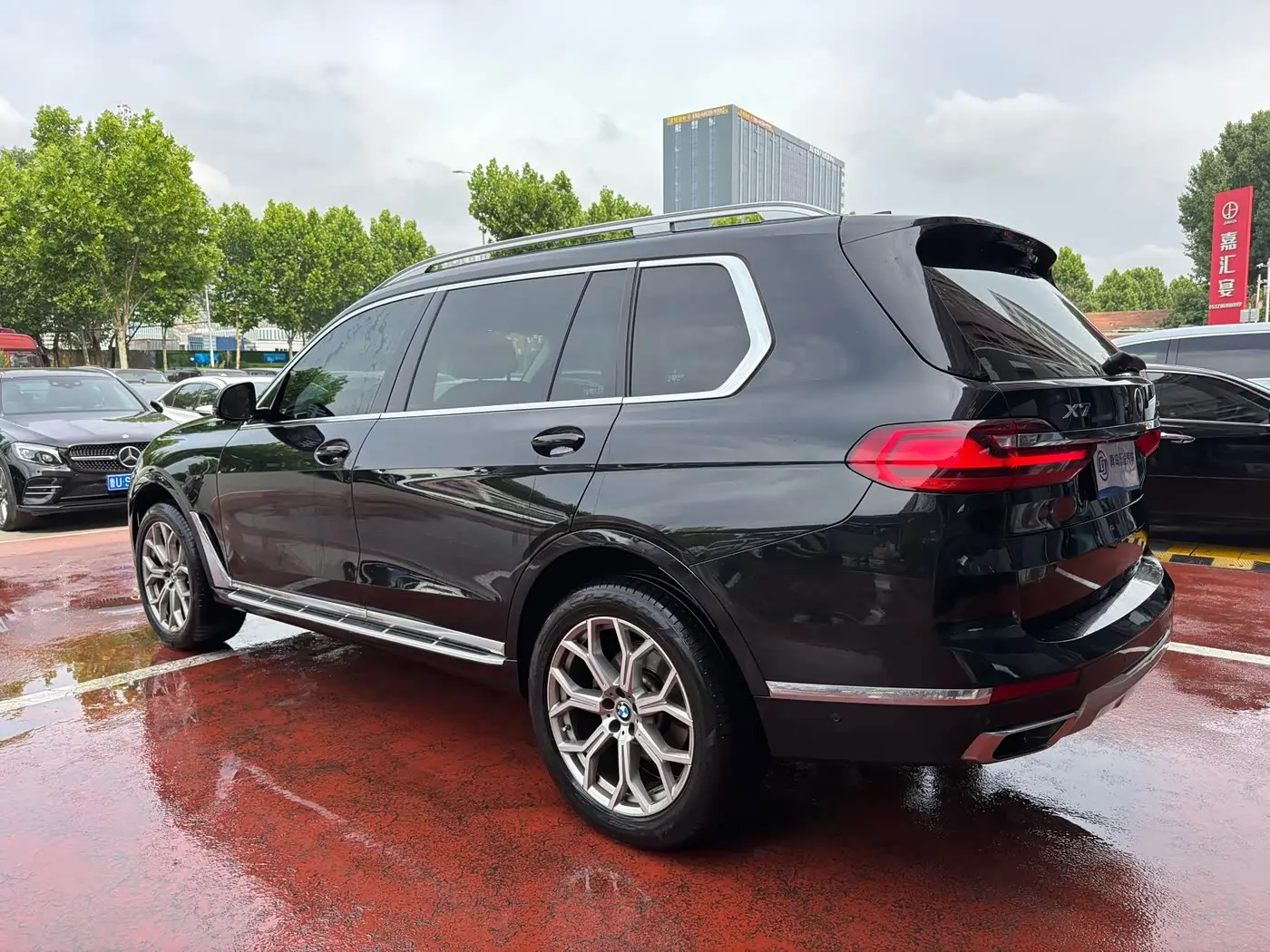 BMW X7 2022 — Фото 4/16