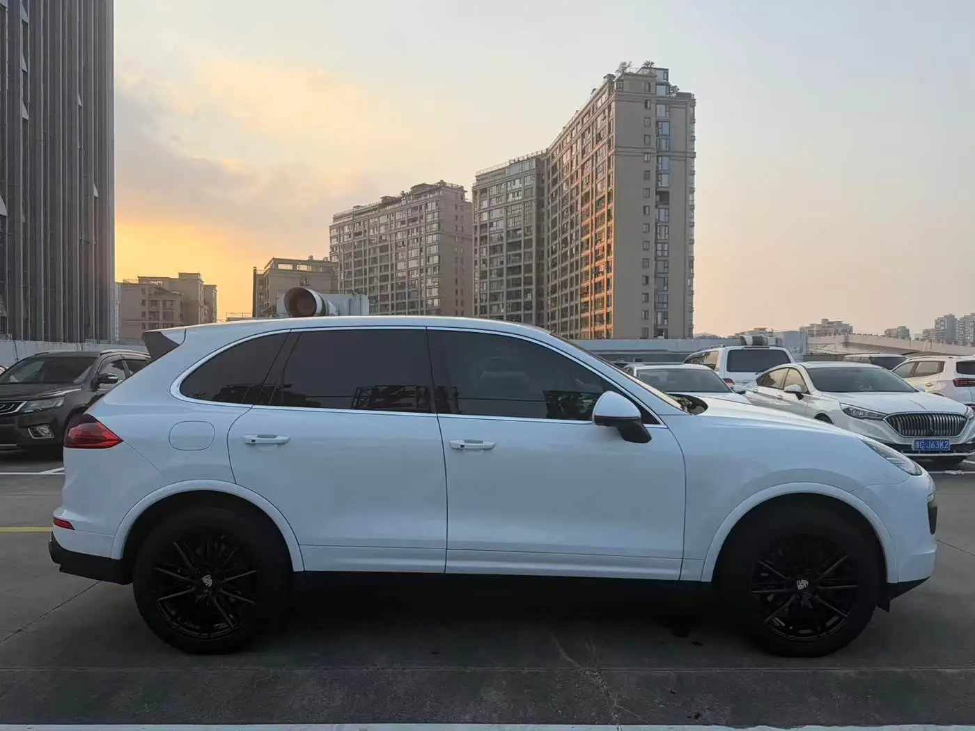 Porsche Cayenne 2017 — Photo 3/12