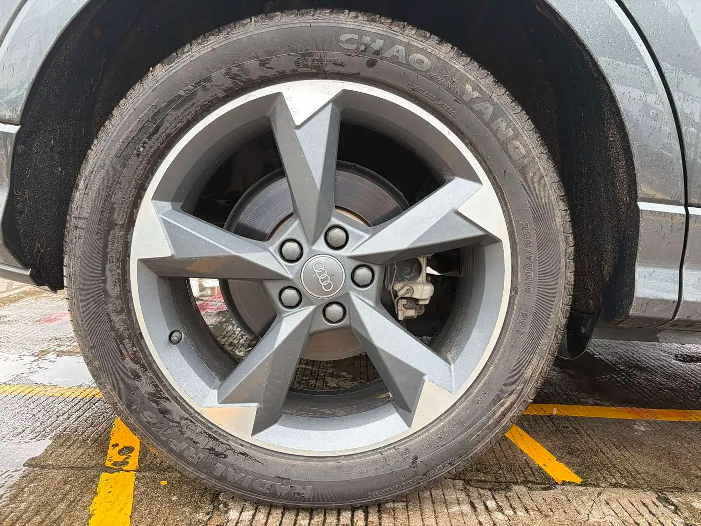 Audi Q3 2021 — Photo 18/20