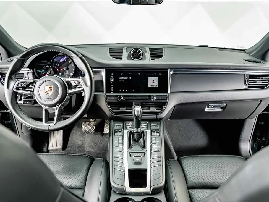 Porsche Macan 2019 — Şəkil 12/20