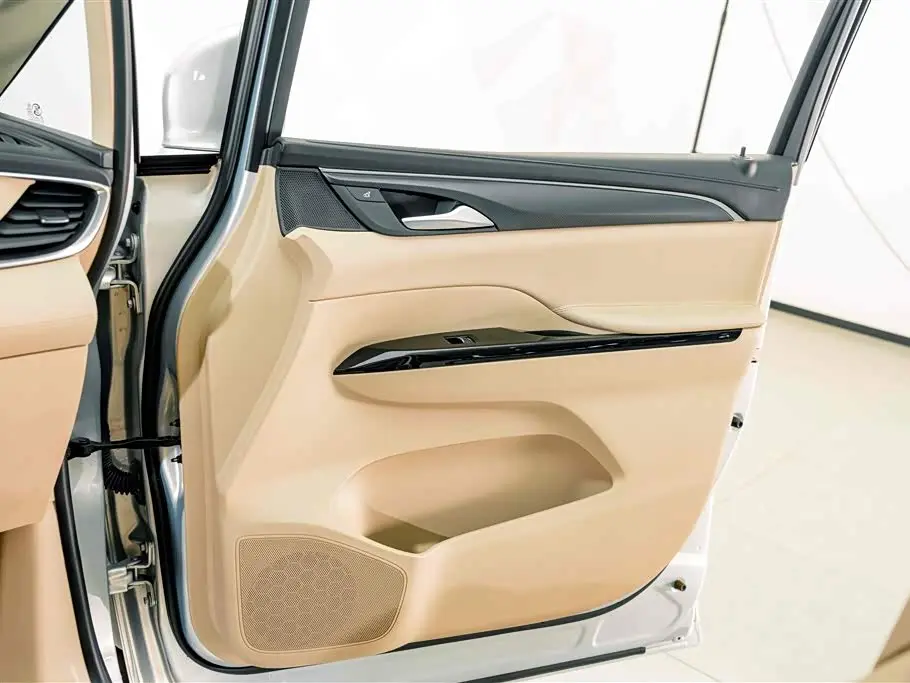 Buick GL8 New Energy 2025 — Şəkil 15/20