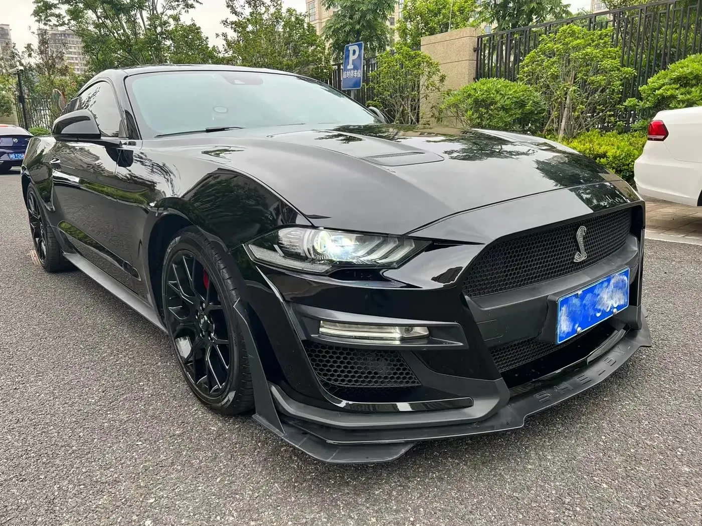 Ford Mustang 2018 — Photo 2/8