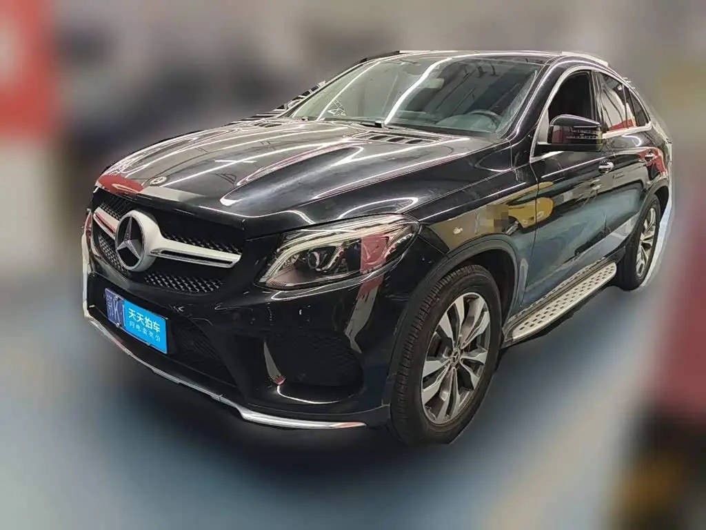 Mercedes-Benz GLE Coupe 2018 — Photo 1/13