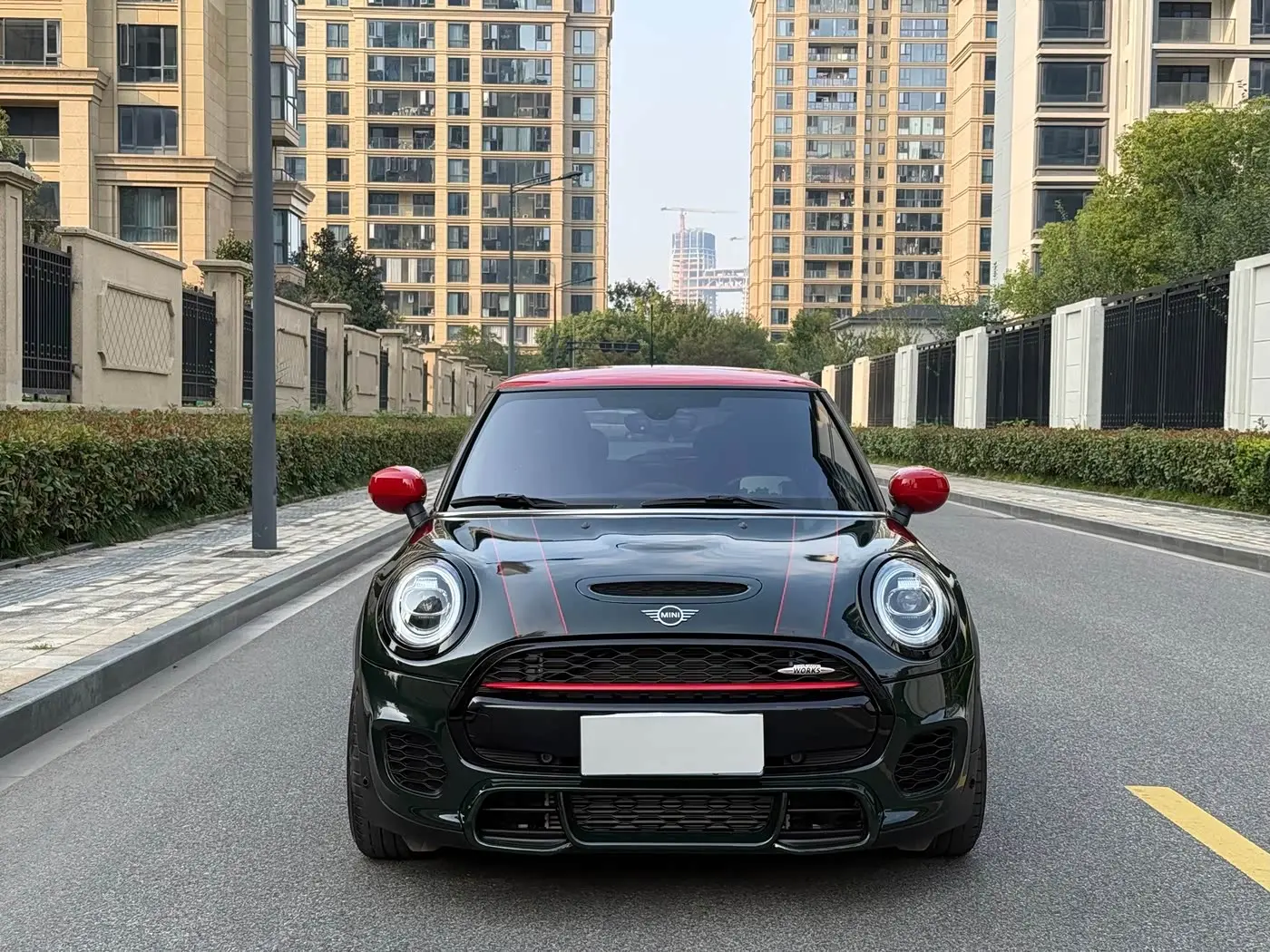 MINI JCW 2021 — ფოტო 4/13