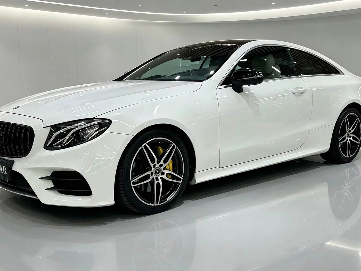 Mercedes-Benz E-Class 2019 — Фото 2/14