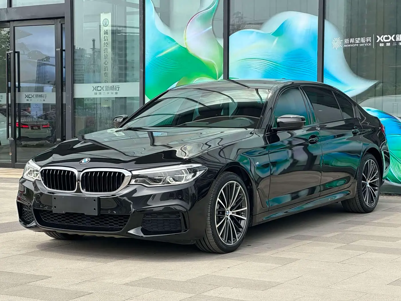 BMW 5 Series 2019 — Фото 1/20