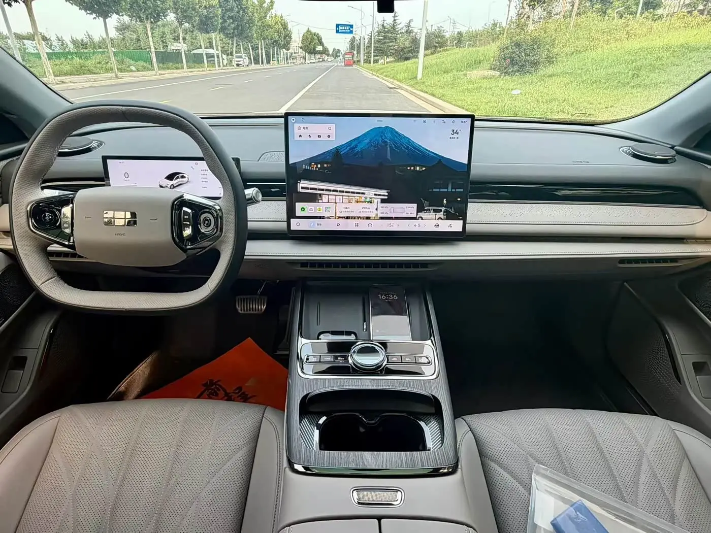 Geely Galaxy Galaxy Xingyao 8 2025 — Фото 6/9