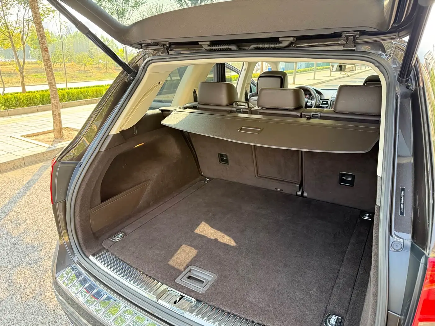 Volkswagen Touareg 2016 — Photo 12/20
