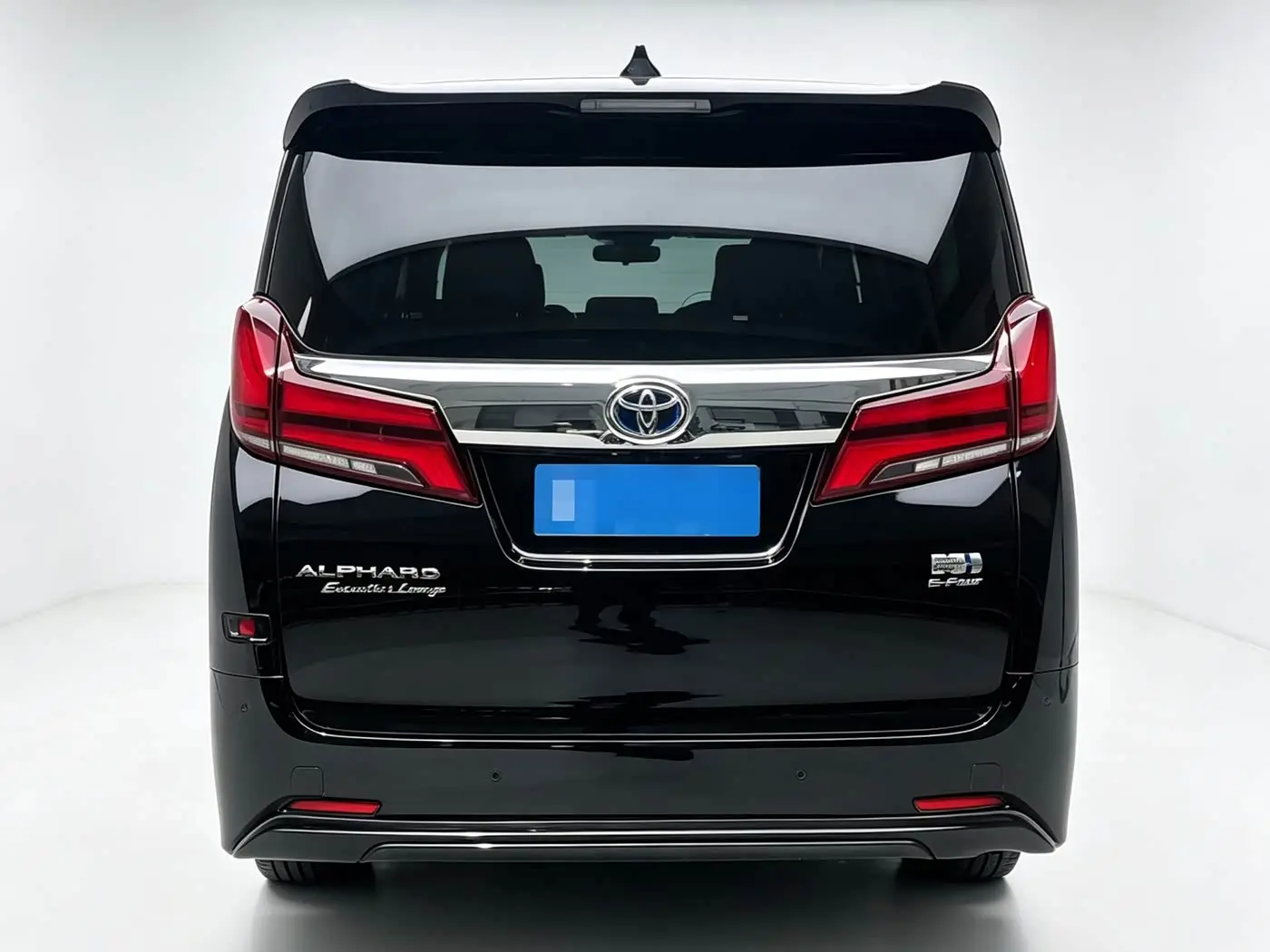 Toyota Alphard 2020 — Photo 7/16