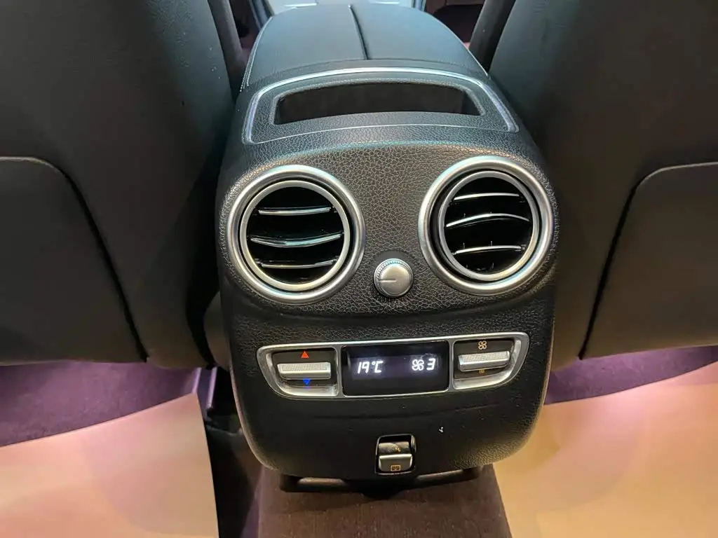 Mercedes-Benz GLC 2022 — Фото 16/20