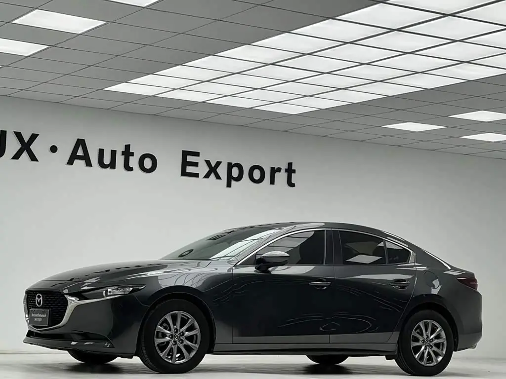 Mazda Mazda3 Axela 2022 — Photo 5/20