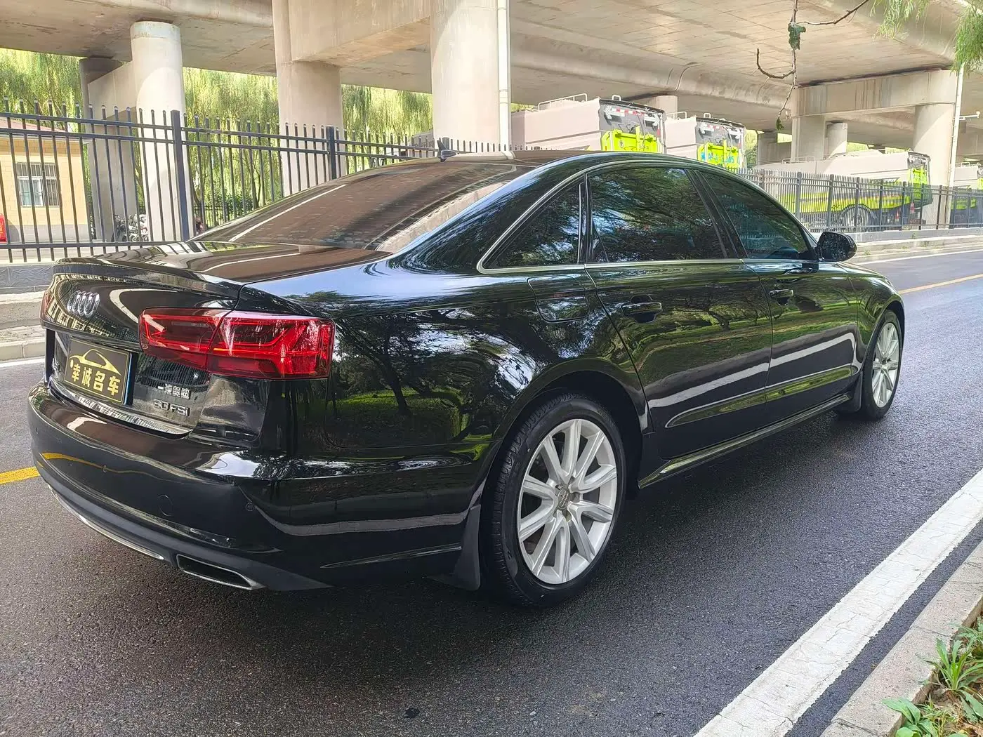 Audi A6L 2016 — Photo 7/14