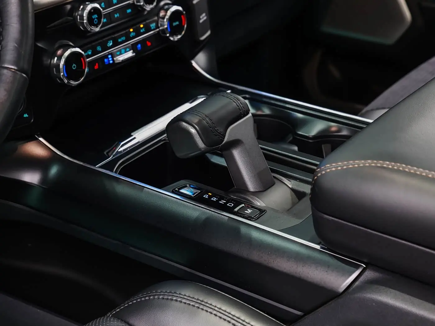 Ford F-150 Raptor 2024 — Фото 18/20