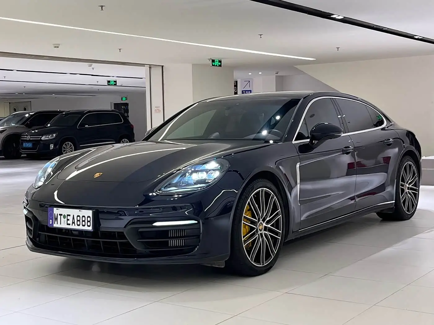 Porsche Panamera, 2022