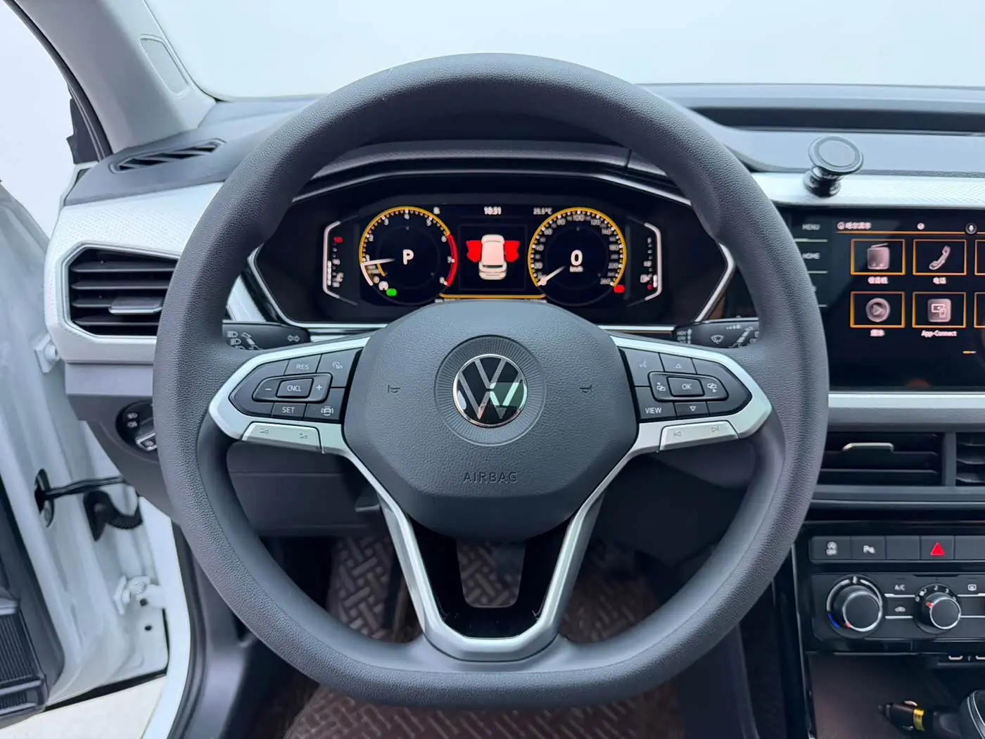 Volkswagen Tanying 2023 — Photo 6/20