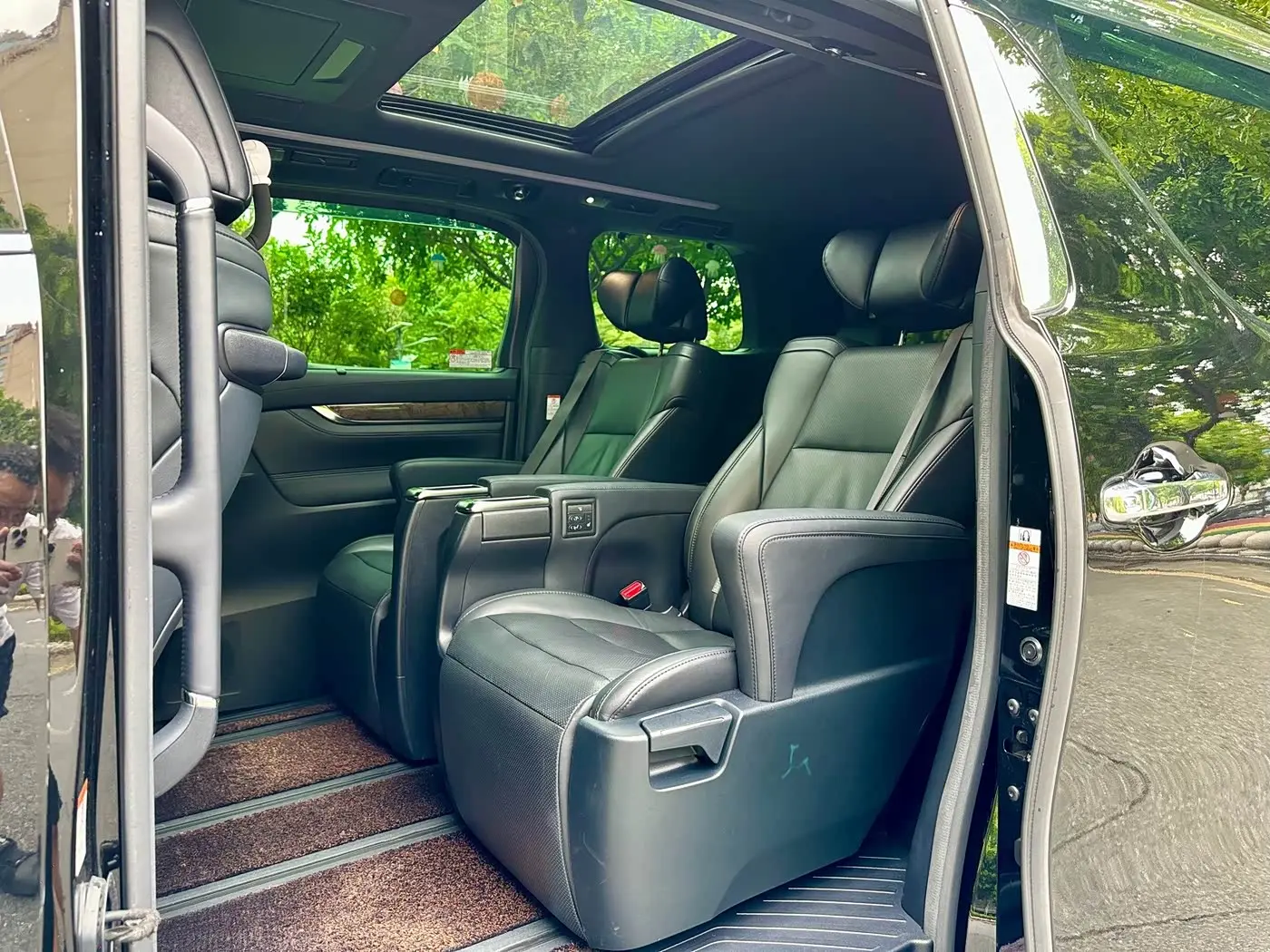 Toyota Vellfire 2020 — Фото 12/20