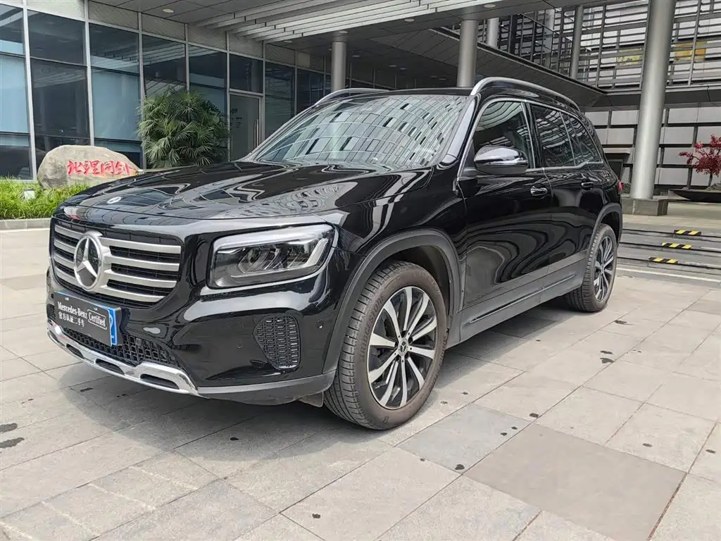Mercedes-Benz GLB, 2025