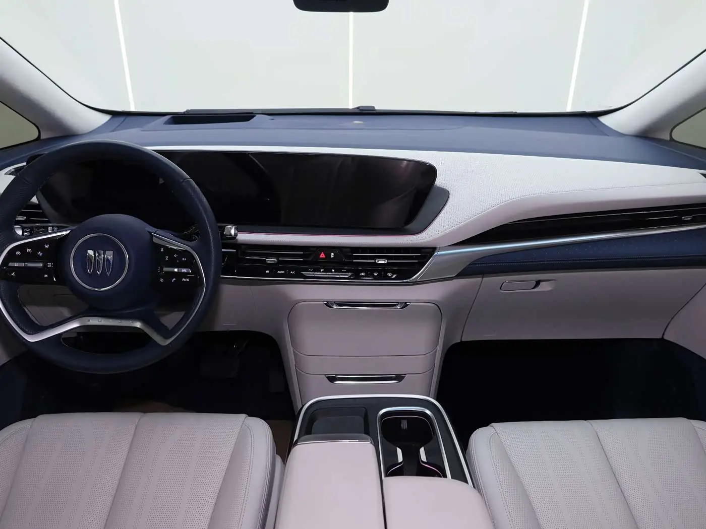 Buick Century 2025 — ფოტო 13/15