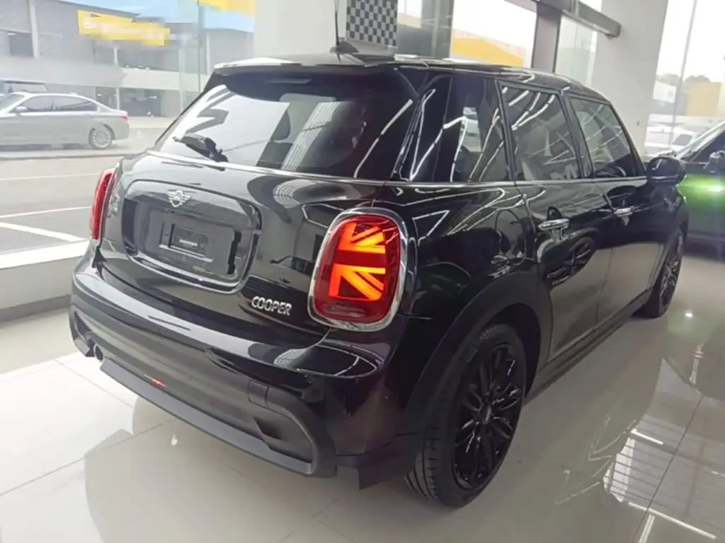 MINI MINI 2022 — Şəkil 6/19