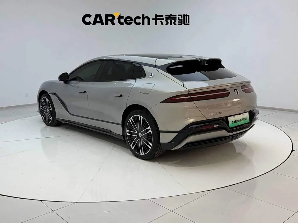 Denza Z9GT 2025 — Photo 7/20