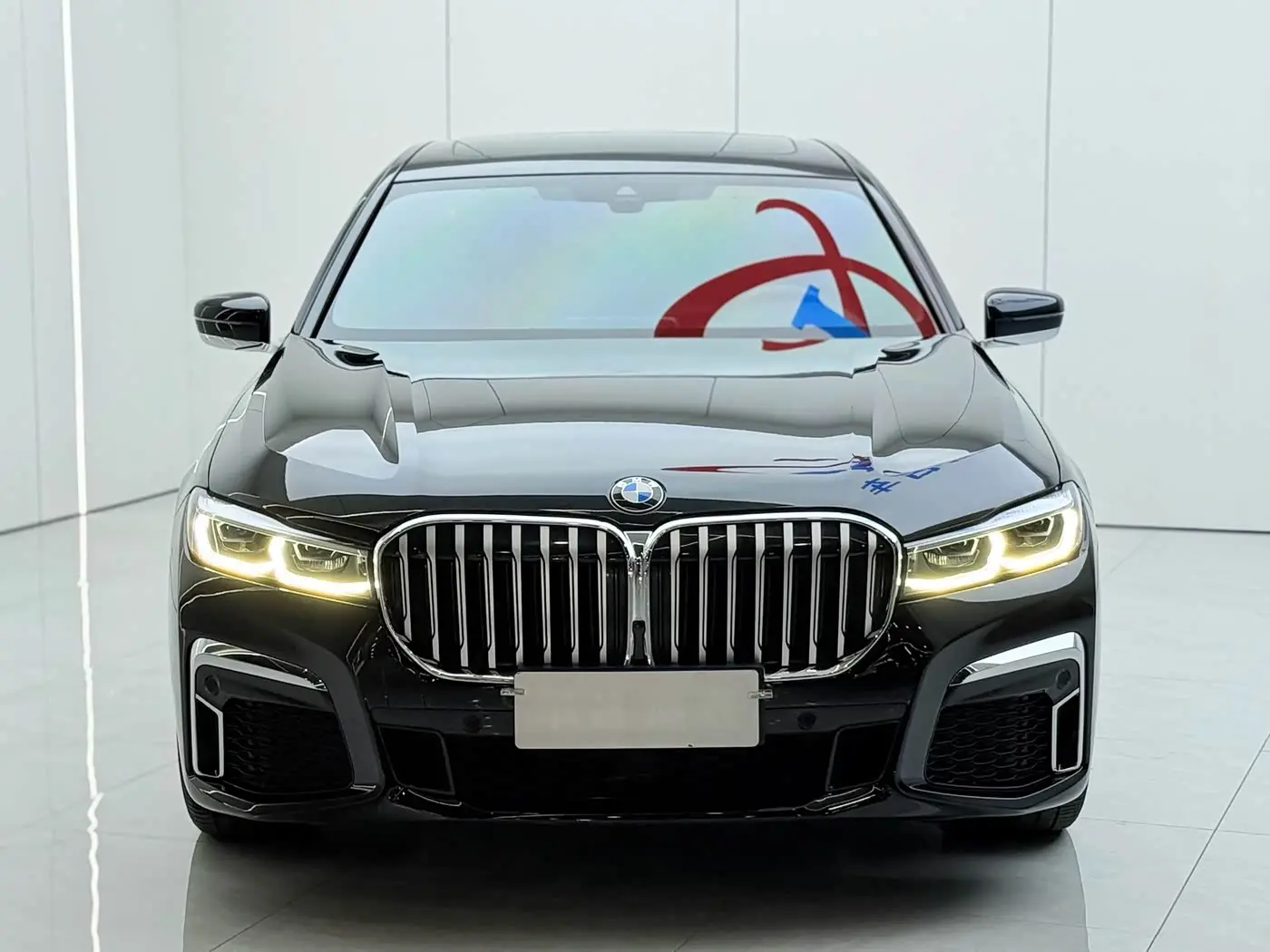 BMW 7 Series 2020 — Photo 3/18