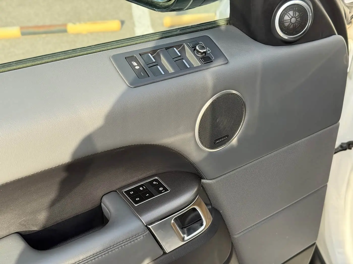 Land Rover Range Rover Sport 2015 — Фото 17/20