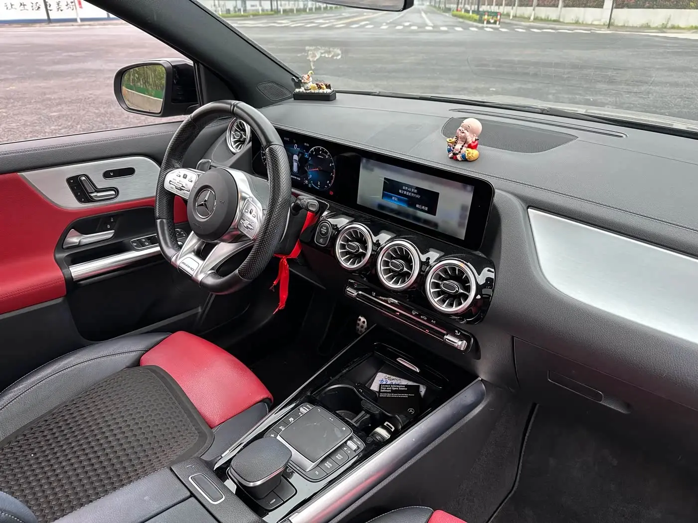 Mercedes-Benz GLA AMG 2021 — Фото 13/19