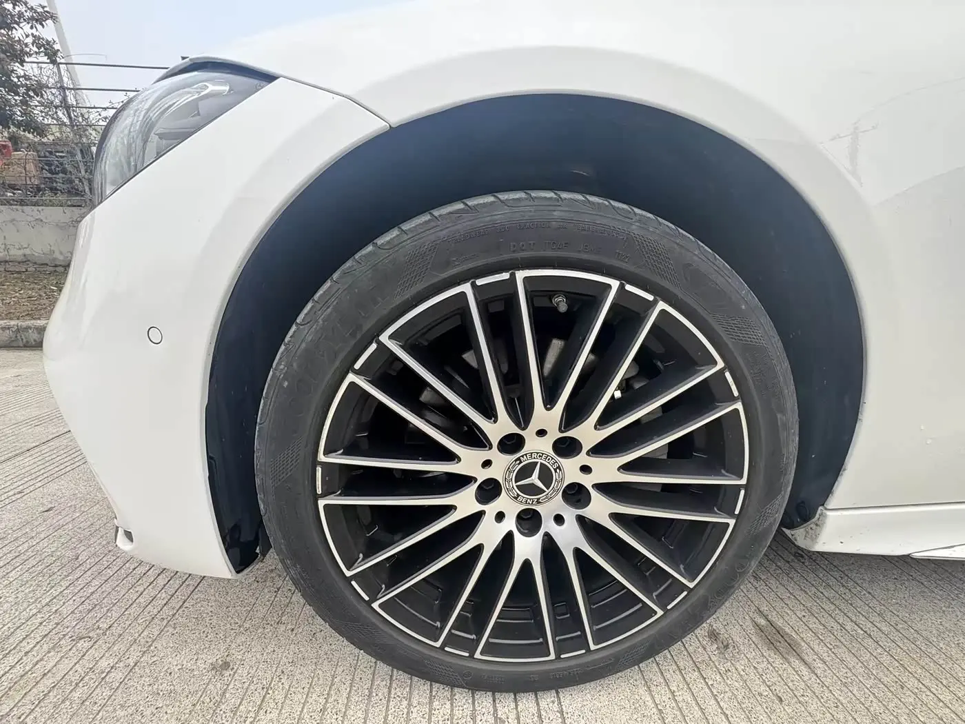 Mercedes-Benz C-Class 2022 — Photo 6/20