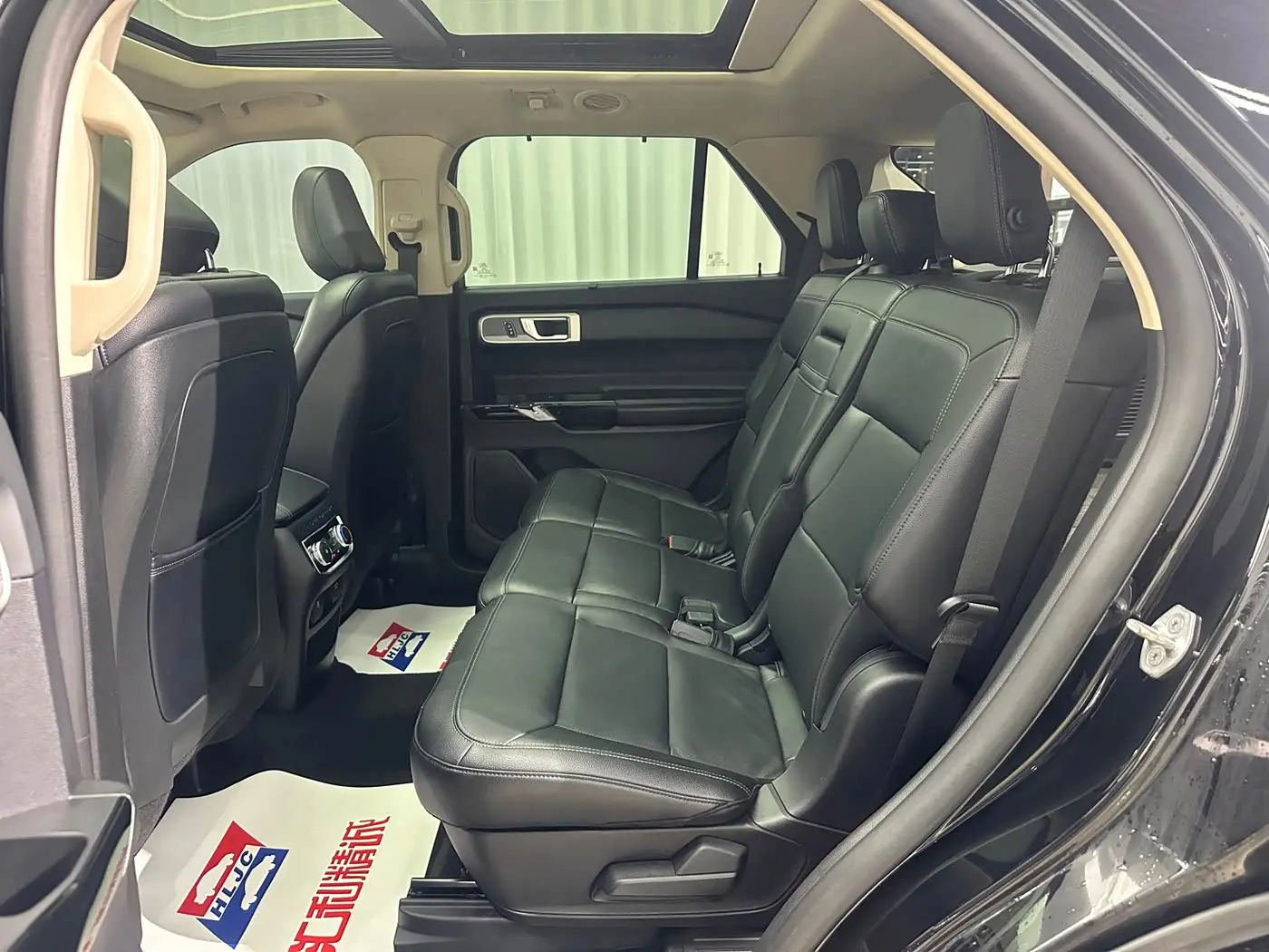 Ford Explorer 2020 — Şəkil 9/20