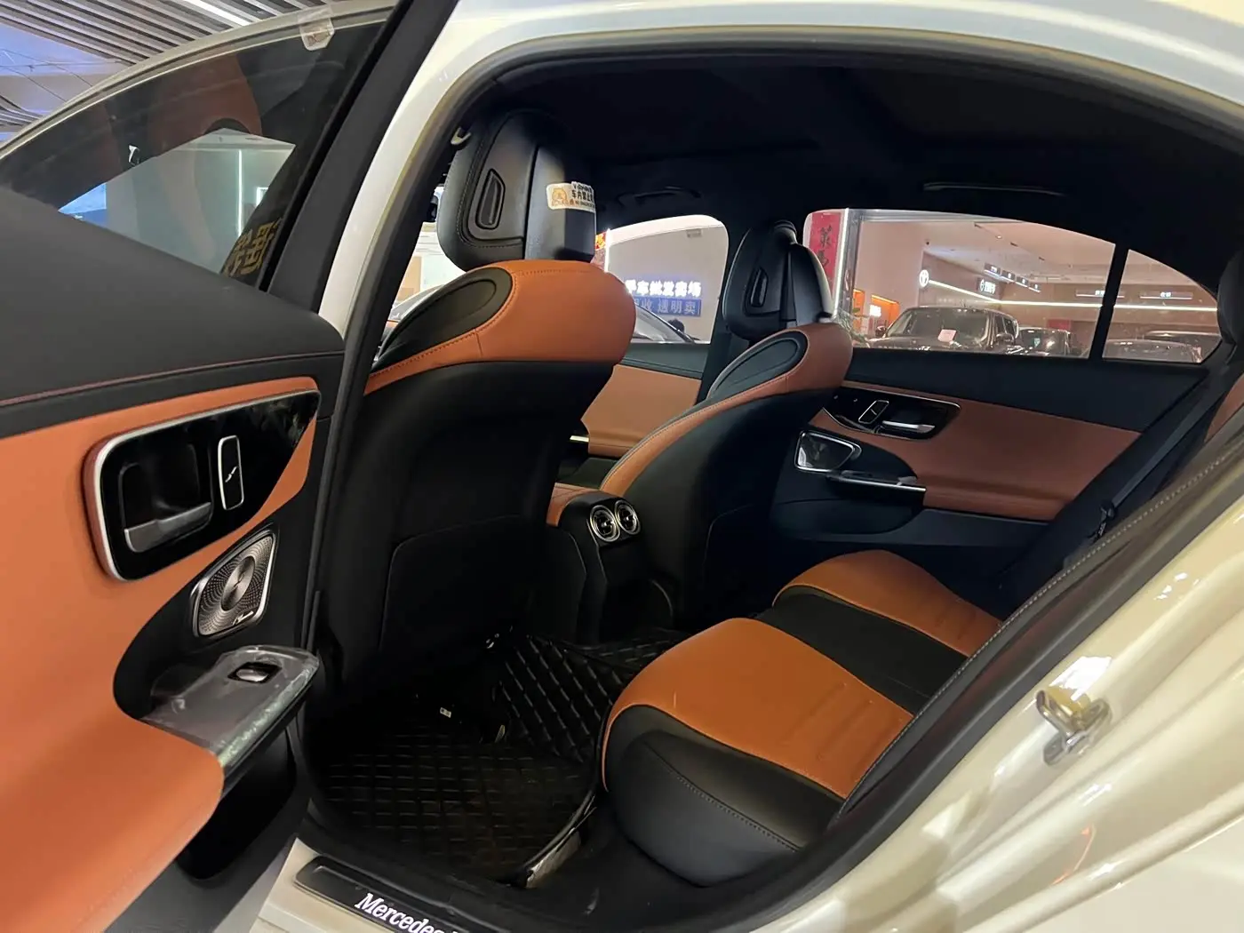 Mercedes-Benz C-Class 2026 — Photo 4/10
