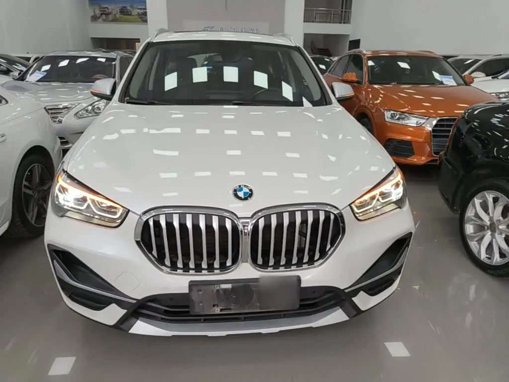 BMW X1 2021 — Photo 3/20