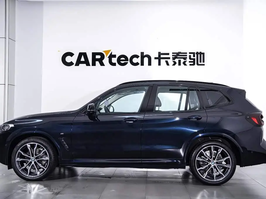 BMW X3 2024 — Photo 8/20