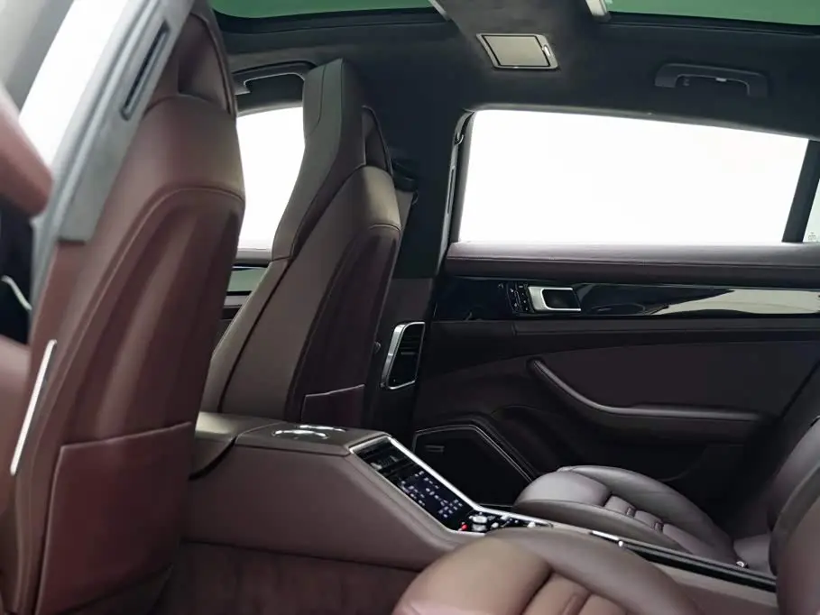 Porsche Panamera 2018 — Şəkil 10/20