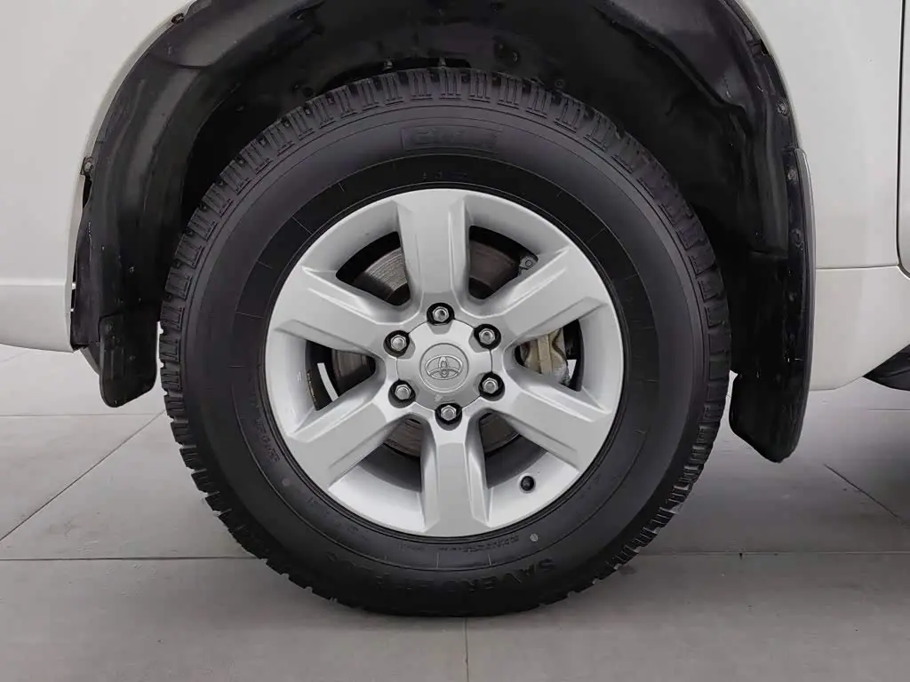 Toyota Prado 2017 — Фото 17/20