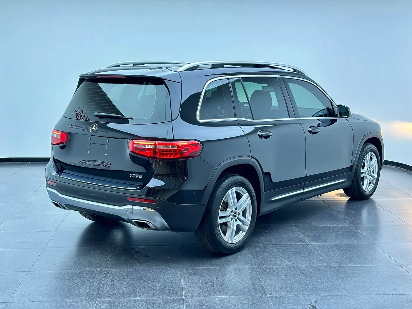 Mercedes-Benz GLB 2021 — Фото 18/18